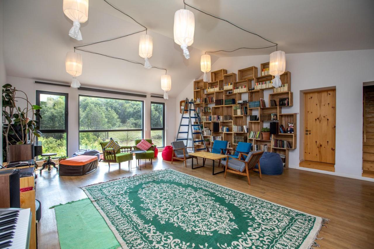 Hrazdan Vardeni Guesthouse מראה חיצוני תמונה